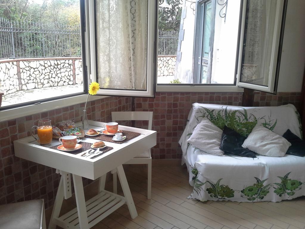 Giardini Di Capodimonte Apartment Napoli Ngoại thất bức ảnh